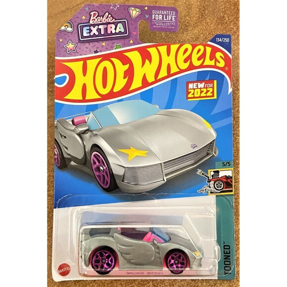 Hot Wheels Tooned Barbie Extra #134 2022 – Auto Diecast Scala 1:64 Argento